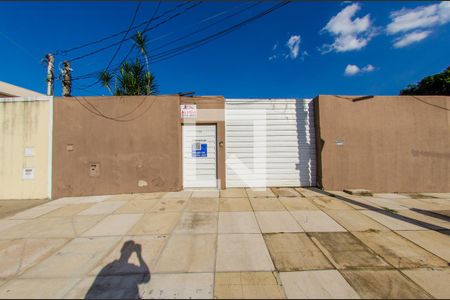 Casa à venda com 137m², 3 quartos e 2 vagasFachada