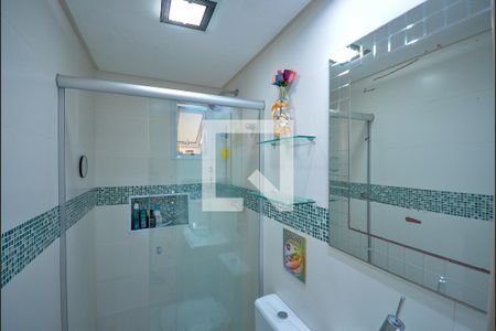 Apartamento à venda com 68m², 3 quartos e 1 vaga Apartamento à venda com 68m², 3 quartos e 1 vagaBanheiro Social