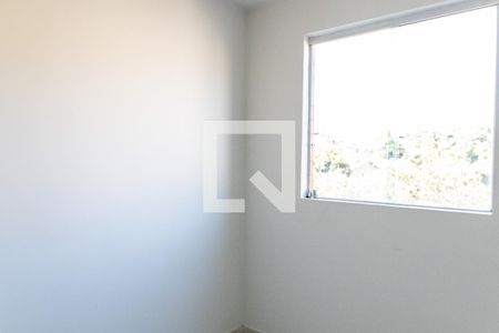 Quarto 1 de apartamento para alugar com 2 quartos, 56m² em Glória, Belo Horizonte