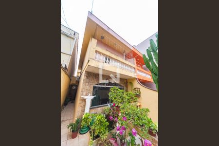 Casa à venda com 287m², 3 quartos e 4 vagas Casa à venda com 287m², 3 quartos e 4 vagasJardim e Entrada