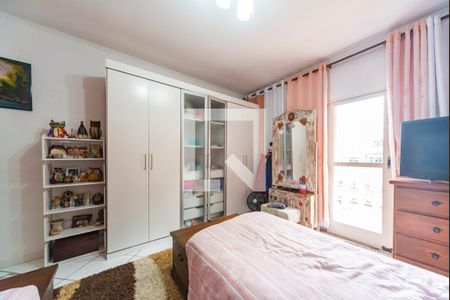 Casa à venda com 287m², 3 quartos e 4 vagas Casa à venda com 287m², 3 quartos e 4 vagasQuarto 3