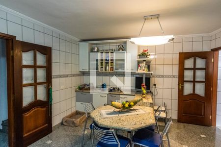 Casa à venda com 200m², 3 quartos e 3 vagasCozinha