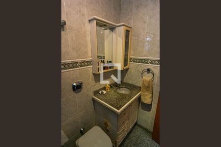 Casa à venda com 200m², 3 quartos e 3 vagasBanheiro