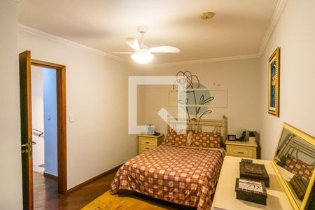 Casa à venda com 200m², 3 quartos e 3 vagasSuíte