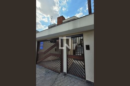 Casa à venda com 200m², 3 quartos e 3 vagasFachada