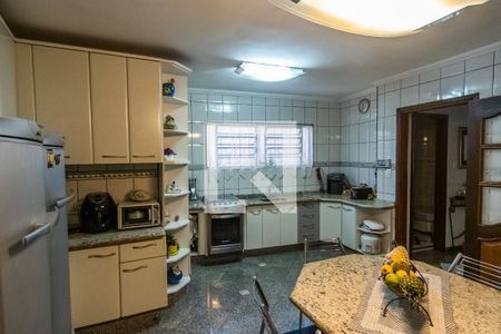 Casa à venda com 200m², 3 quartos e 3 vagasCozinha