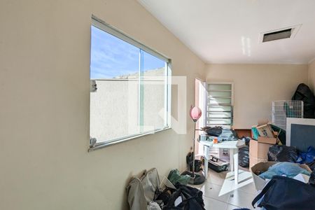 Casa à venda com 350m², 4 quartos e 2 vagasSalão