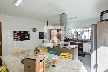 Casa à venda com 350m², 4 quartos e 2 vagasCozinha