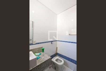 Casa à venda com 350m², 4 quartos e 2 vagasBanheiro da suíte 2