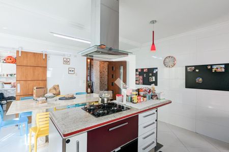 Casa à venda com 350m², 4 quartos e 2 vagasCozinha