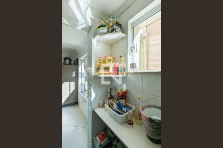 Casa à venda com 350m², 4 quartos e 2 vagasDespensa