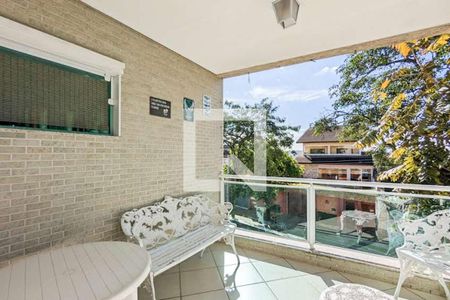 Casa à venda com 350m², 4 quartos e 2 vagasVaranda da suíte 3