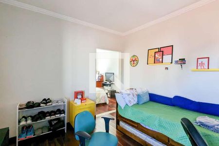 Casa à venda com 350m², 4 quartos e 2 vagasQuarto da suíte 2