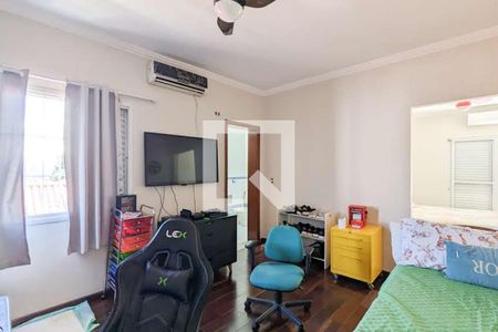 Casa à venda com 350m², 4 quartos e 2 vagasQuarto da suíte 2