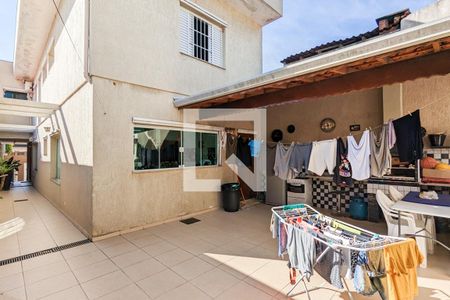 Casa à venda com 350m², 4 quartos e 2 vagasChurrasqueira e quintal