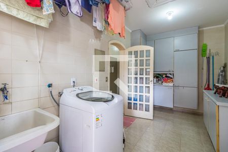 Casa de condomínio à venda com 360m², 4 quartos e 6 vagasÁrea de Serviço