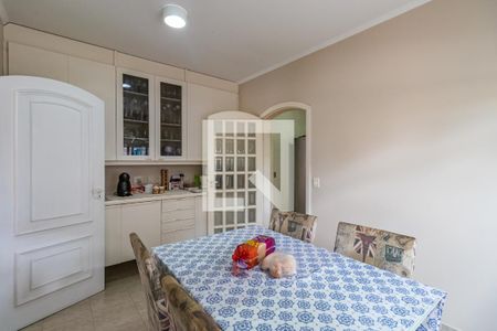 Casa de condomínio à venda com 360m², 4 quartos e 6 vagasCopa