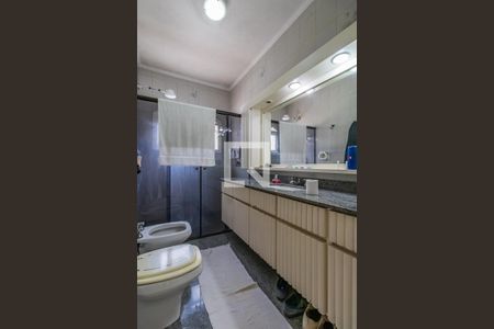 Casa de condomínio à venda com 360m², 4 quartos e 6 vagasBanheiro da Suíte 3