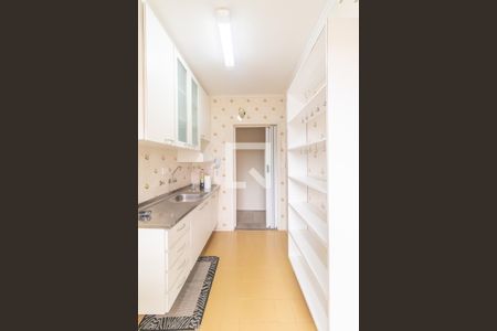 Apartamento para alugar com 100m², 2 quartos e 1 vaga Apartamento para alugar com 100m², 2 quartos e 1 vagaCozinha