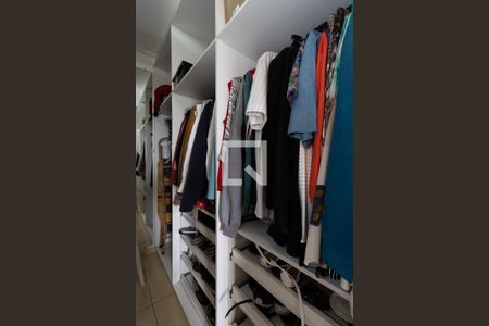 Apartamento à venda com 82m², 3 quartos e 2 vagasCloset da suíte