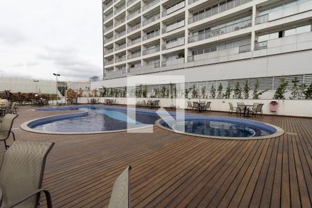 Apartamento à venda com 82m², 3 quartos e 2 vagasÁrea comum - Piscina