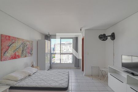 Sala/Quarto de Apartamento com 1 quarto, 39m² Centro