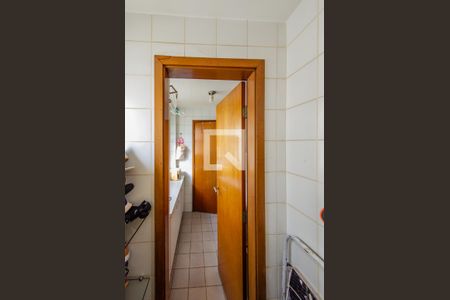 Apartamento à venda com 236m², 3 quartos e 2 vagasBanheiro de Serviço