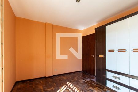 Quarto 1 de apartamento para alugar com 2 quartos, 65m² em Água Verde, Curitiba