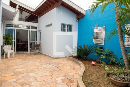 Casa à venda com 460m², 4 quartos e 4 vagas Casa à venda com 460m², 4 quartos e 4 vagasJardim