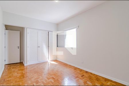 Apartamento à venda com 196m², 3 quartos e 2 vagas Apartamento à venda com 196m², 3 quartos e 2 vagasQuarto 2