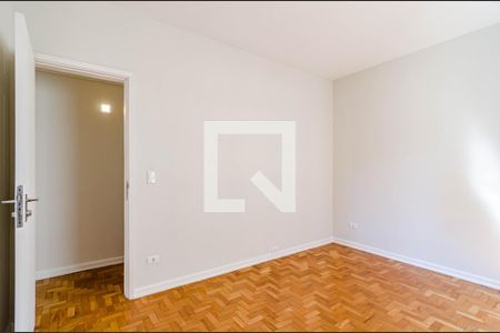 Apartamento à venda com 196m², 3 quartos e 2 vagas Apartamento à venda com 196m², 3 quartos e 2 vagasQuarto 3