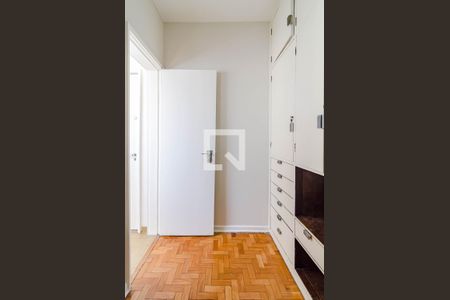 Quarto de serviço de apartamento à venda com 3 quartos, 196m² em Jardim Paulista, São Paulo