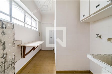 Apartamento à venda com 196m², 3 quartos e 2 vagas Apartamento à venda com 196m², 3 quartos e 2 vagasÁrea de serviço