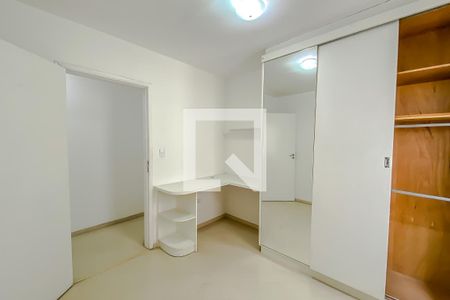 Casa à venda com 200m², 3 quartos e 2 vagasQuarto