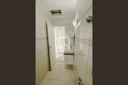 Casa à venda com 200m², 3 quartos e 2 vagasBanheiro