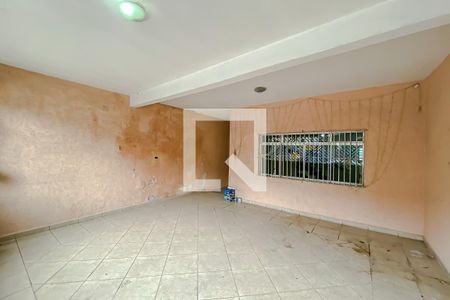 Casa à venda com 200m², 3 quartos e 2 vagasGaragem