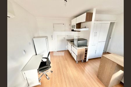 Sala/Quarto/Cozinha de kitnet/studio para alugar com 1 quarto, 26m² em Santana, São Paulo