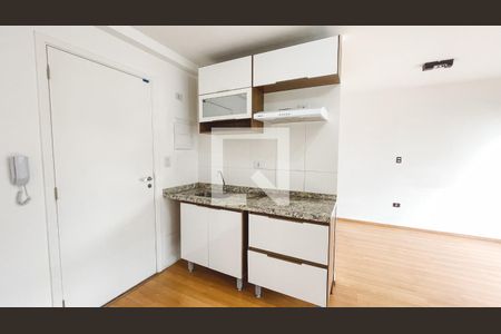Cozinha de kitnet/studio para alugar com 1 quarto, 26m² em Santana, São Paulo