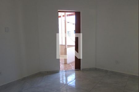 Sala de Casa com 3 quartos, 70m² Campo Grande