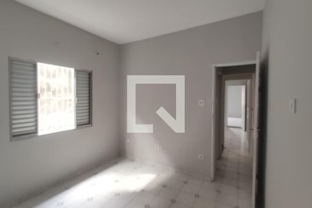 Casa à venda com 3 quartos, 120m² em Vila Antonieta, São Paulo