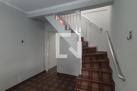 Casa à venda com 3 quartos, 120m² em Vila Antonieta, São Paulo