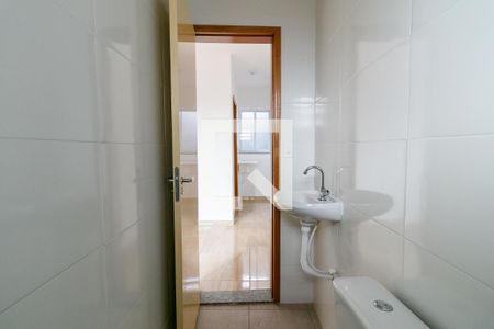 Banheiro de apartamento para alugar com 1 quarto, 26m² em Parque Cisper, São Paulo