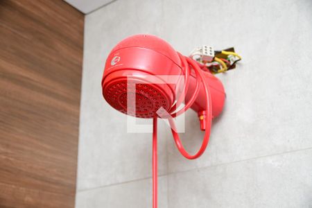 Casa de condomínio para alugar com 250m², 3 quartos e 8 vagas Casa de condomínio para alugar com 250m², 3 quartos e 8 vagasBanheiro da Suíte 2