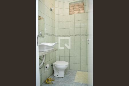 Casa de condomínio para alugar com 250m², 3 quartos e 8 vagas Casa de condomínio para alugar com 250m², 3 quartos e 8 vagasLavabo