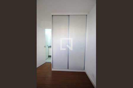 Apartamento à venda com 37m², 1 quarto e 1 vagaQuarto