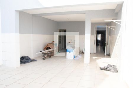 Casa para alugar com 100m², 2 quartos e 2 vagas Casa para alugar com 100m², 2 quartos e 2 vagasÁrea de Serviço 1