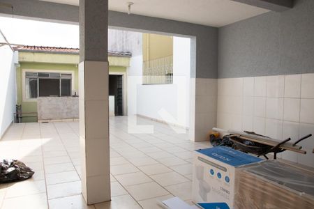 Casa para alugar com 100m², 2 quartos e 2 vagas Casa para alugar com 100m², 2 quartos e 2 vagasÁrea de Serviço 1