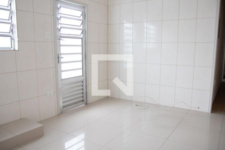 Casa para alugar com 100m², 2 quartos e 2 vagas Casa para alugar com 100m², 2 quartos e 2 vagasCozinha 1