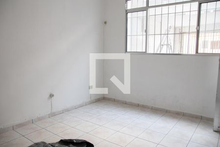 Sala 1 de casa para alugar com 2 quartos, 100m² em Vila Isolina Mazzei, São Paulo