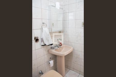 Casa para alugar com 100m², 2 quartos e 2 vagas Casa para alugar com 100m², 2 quartos e 2 vagasBanheiro 2